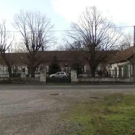 Studio * Colline-Beaumont